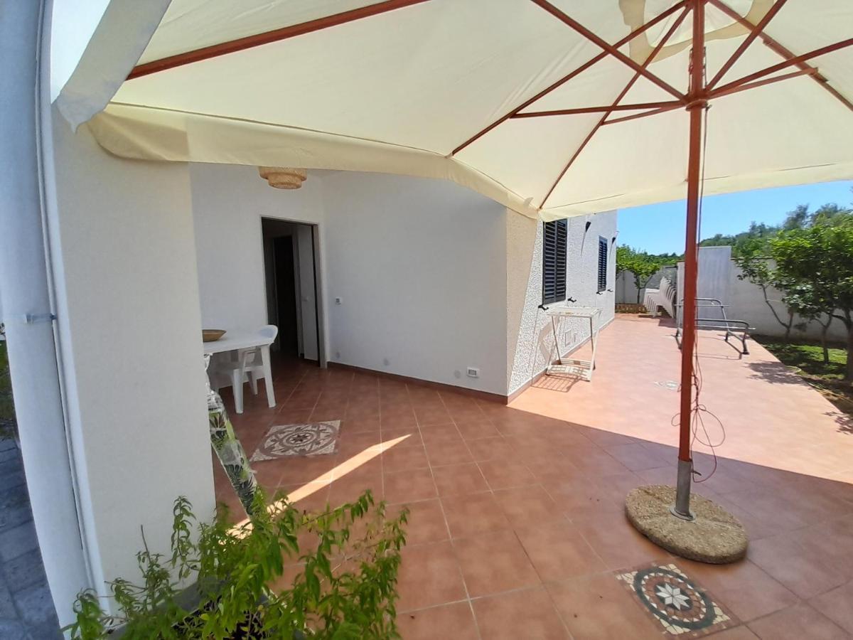 Villa Genvi - Pool & Relax Polignano a Mare Exteriör bild